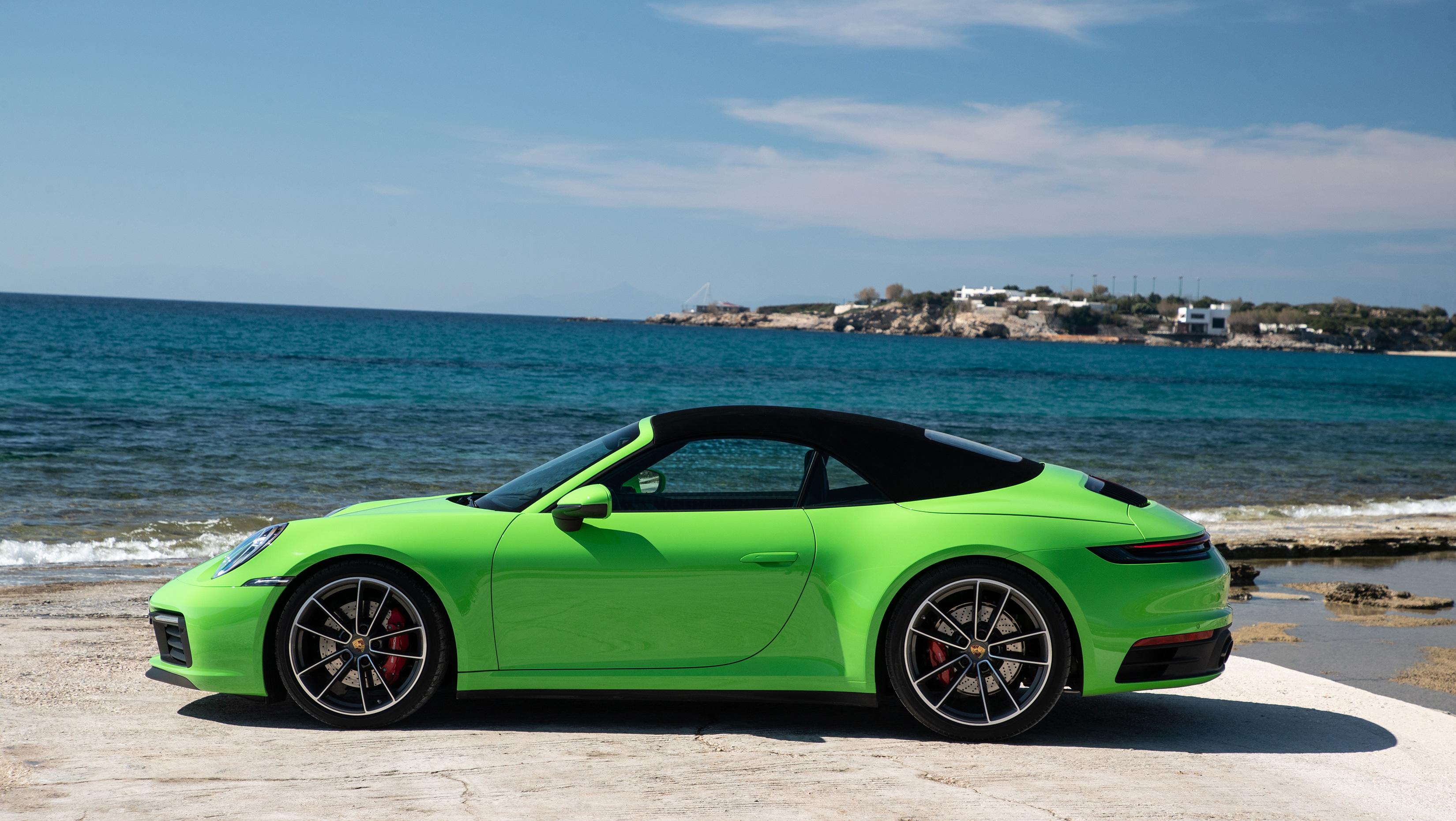 PORSCHE 911 Carrera