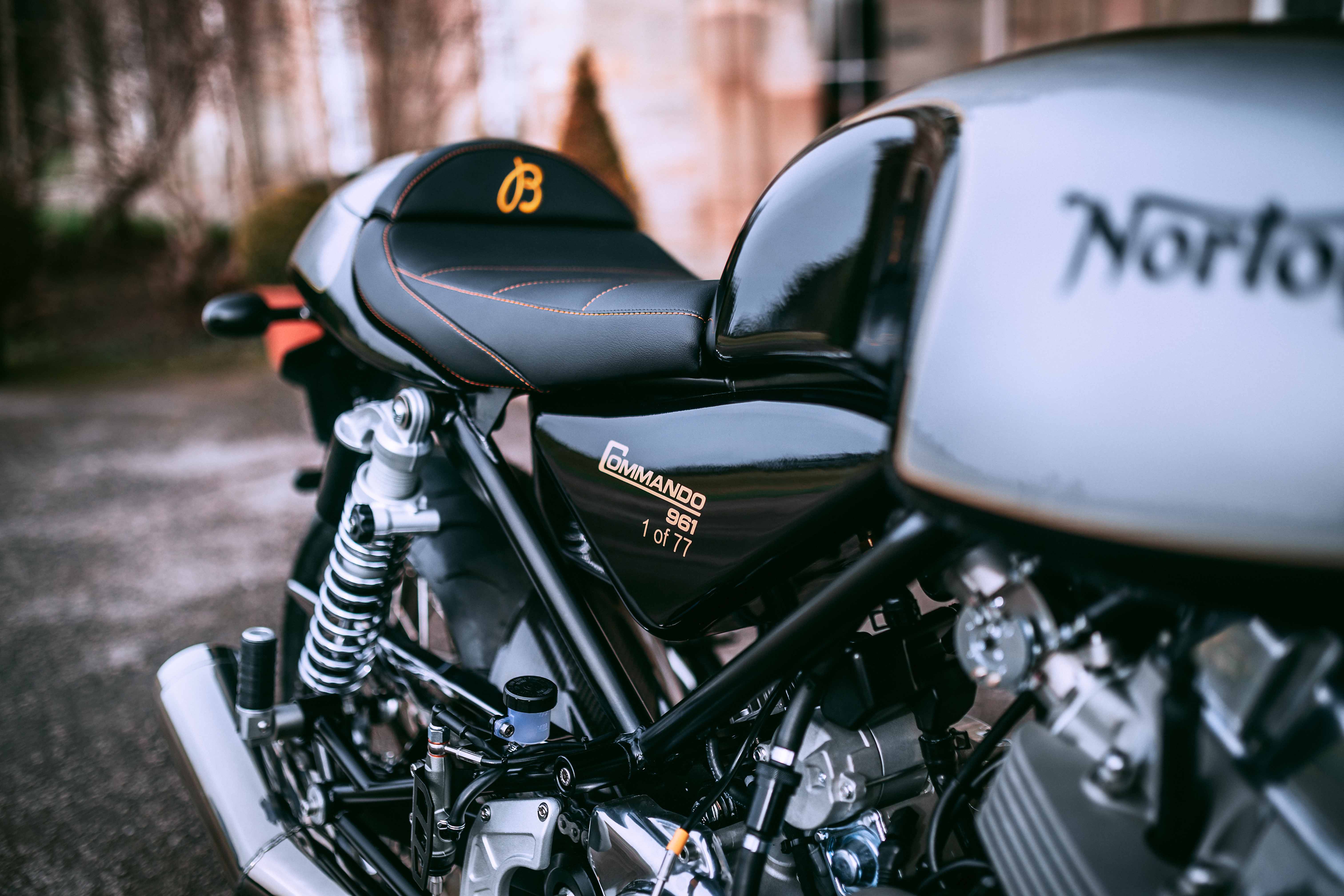NORTON-BREITLING